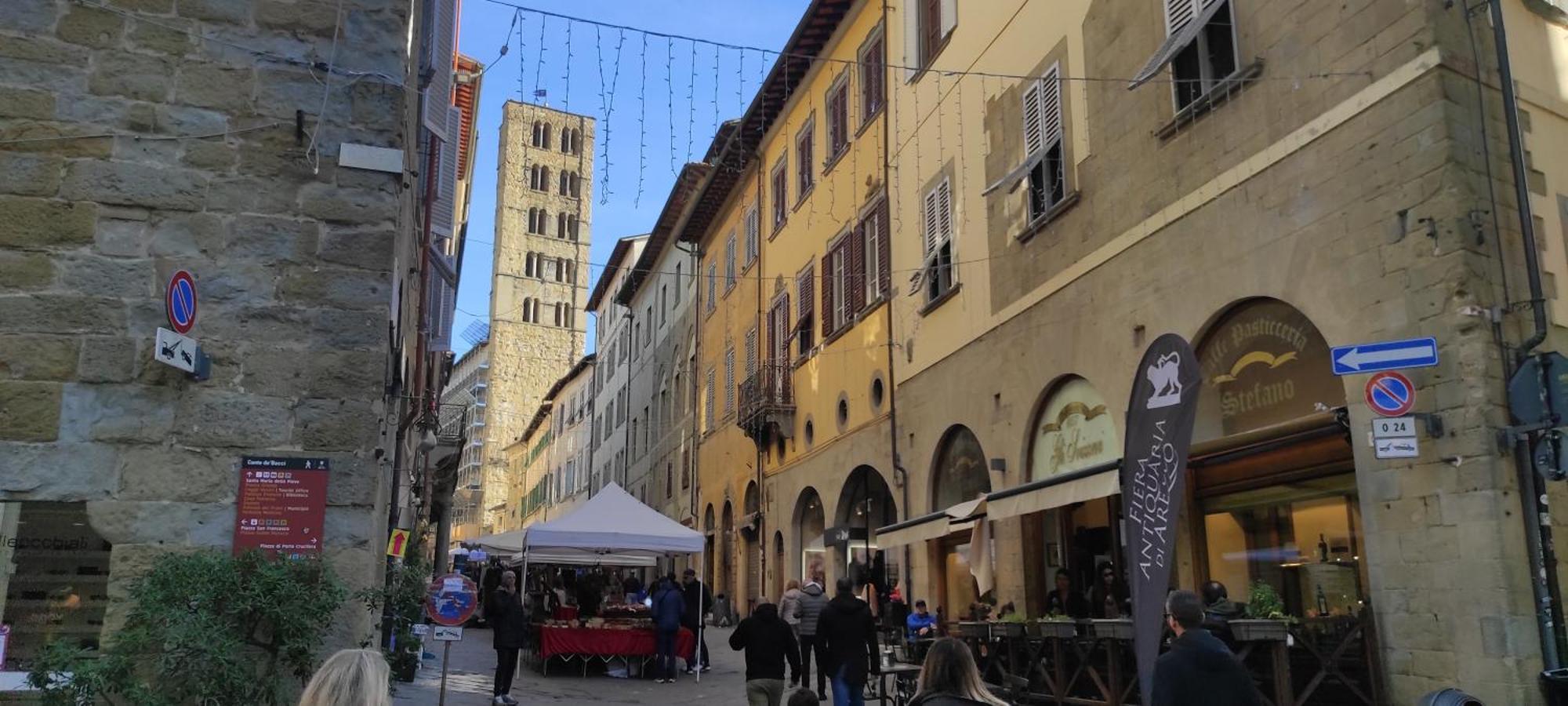 Urban Center Arezzo Apartment ภายนอก รูปภาพ